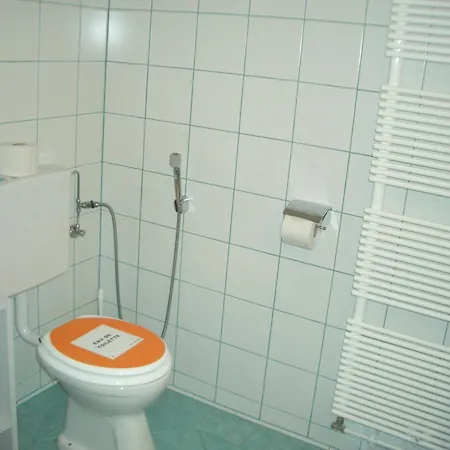 Gartenapartment アパート *